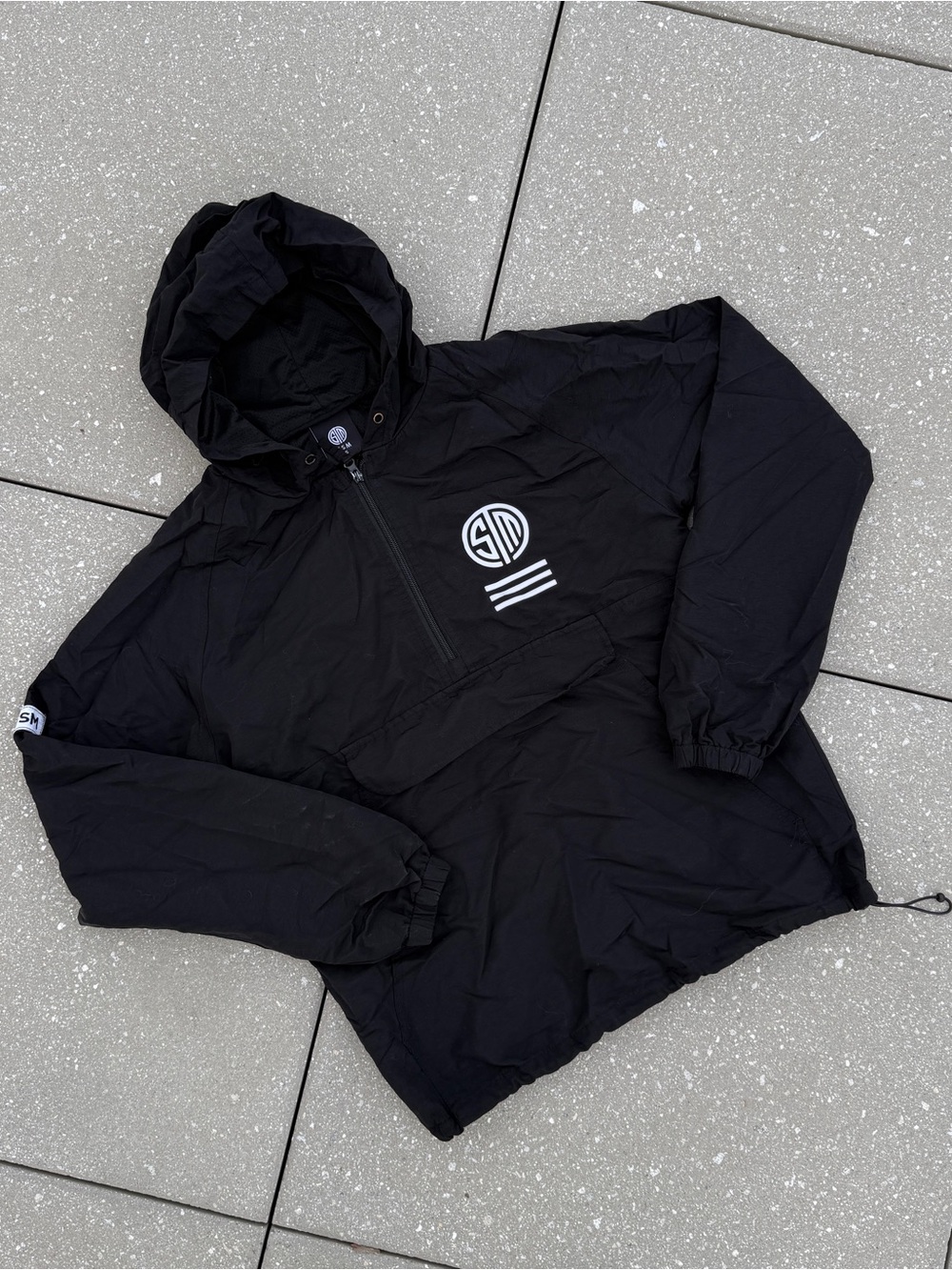 TSM gaming quarter zip hooded windbreaker